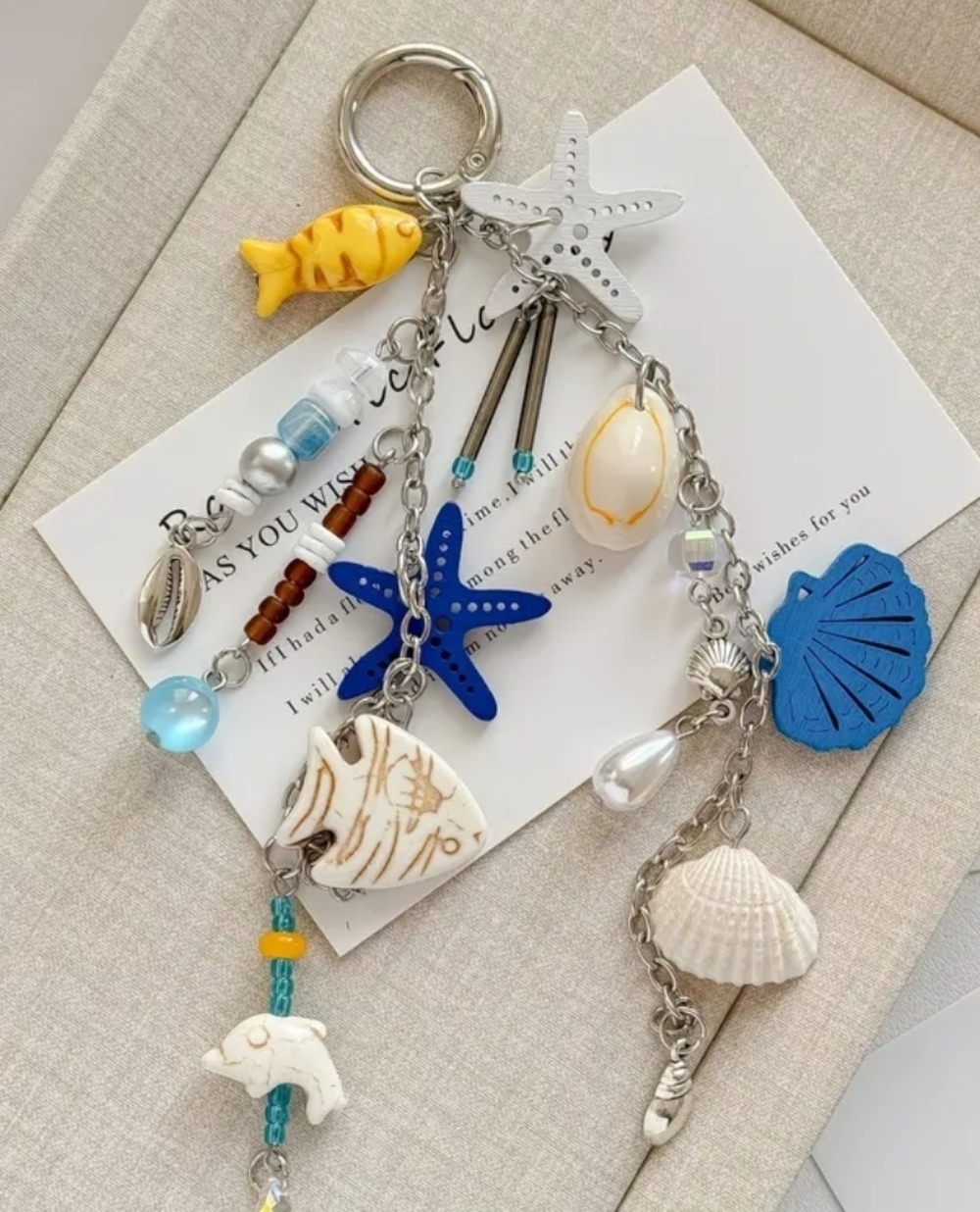 Perfect Summer Bag Accesory Keychain Seaside Charm Shell & Starfish Dolphin + - - Picture 1 of 4